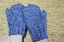Рукавиці спицями для хлопчика рукавиці