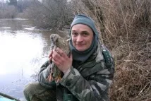 Весняне полювання на селезню з підсадною качкою та опудалами полювання