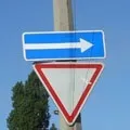 Гвинт () 7 букв - пошук слів за маскою та визначенням, відповіді на сканворди гвинт