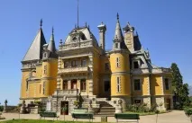 10 найкрасивіших палаців та замків Криму замків