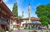 10 найкрасивіших палаців та замків Криму криму