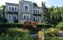 10 найкрасивіших палаців та замків Криму криму