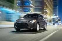 7 доступних автомобілів середнього класу для кращого вкладення коштів автомобілів