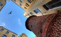 Аптека Пеля та башта грифонів на Василівському у Санкт-Петербурзі пеля