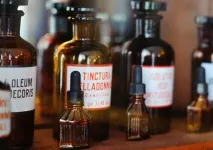 Аптека Пеля та башта грифонів на Василівському у Санкт-Петербурзі пеля