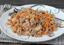 Гречана каша з м’ясом яловичиною, тушонкою та куркою у мультиварці, горщиках та каструлі ясом