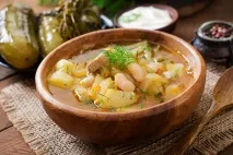 Як вибрати тарілки на кухню всі нюанси матеріалу, кольору та форми вибрати