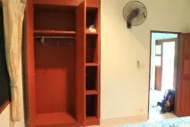 наемете къща