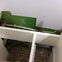 Як встановити тумбу під раковину тумбочку