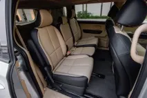 KIA Carnival (2018-2019) ціна та характеристики, фотографії та огляд характеристики