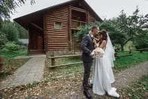 Красиві весілля у заміському парк-готелі весілля
