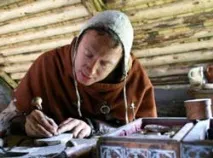 Лаконічність чи емоційність, Xstroy емоційність