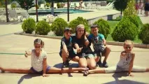Ми спали на даху готелю» - як працювати аніматором за кордоном - Люди - інтерв’ю з цікавими готелю