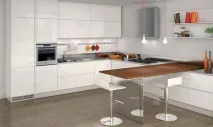 бежови нюанси