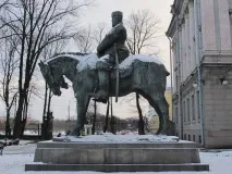 паметник миротворец