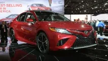 Нова Toyota Camry 2018, фото, ціна toyota