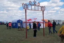 Відгук та фотографії про фестиваль тюльпанів у Калмикії.«Мендуть» фестиваль