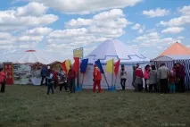 Відгук та фотографії про фестиваль тюльпанів у Калмикії.«Мендуть» фестиваль