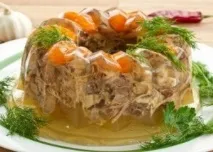 Приготуємо заливне та холодець з курки за смачними рецептами холодець