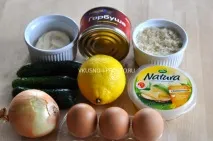 Салат з консервованою горбушею та рисом - Смачно та просто горбушею