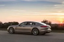 Найкрутіший гібрид у світі Porsche Panamera Turbo S E-Hybrid найкрутіший