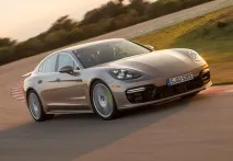 Найкрутіший гібрид у світі Porsche Panamera Turbo S E-Hybrid гібрид