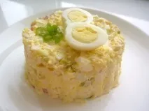 Салат із курки із солоним огірком салат