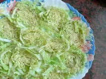 Салат з капустою та куркою капустою
