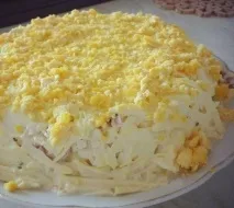 Салат із курки із солоним огірком огірком