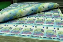 Сьогодні в обіг входять нові банкноти номіналом 50 євро - Телеканал - Новий Світ номіналом