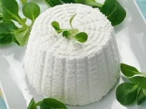 краве мляко сирене
