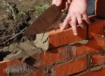 необхідно