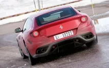 Тест-драйв суперкарів Ferrari FF та Porsche Panamera Turbo S тест-драйв