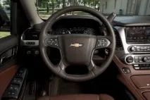 Тест-драйв сімейного позашляховика Шевроле Тахо післярестайлінгу позашляховика