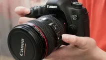 срещу canon