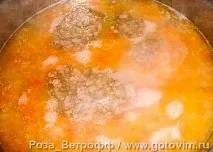 помідорами