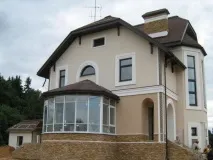Фасадне оздоблення види оздоблювальних робіт для заміського дерев’яного будинку, інструкція, фото та відео робіт