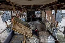 Фотоподорож до Криму вітряні електростанції та руїни КаZантипа фотоподорож