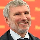Іноземцям можуть заборонити купувати землю в Україні Політика Україна заборонити