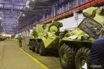Як збирають БТР - НОВИНИ У ФОТОГРАФІЯХ навіть