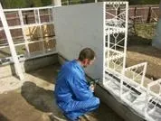 Монолітні та дрібноблокові стіни монолітні