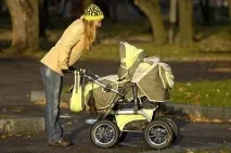 Чи можна гуляти з дитиною при нежиті знайдемо відповідь гуляти