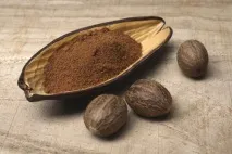 Мускатний горіх мелений горіх