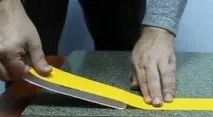 Як приклеїти протиковзну стрічку своїми руками стрічку
