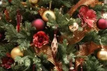 Як вибрати ялинкові іграшки та електрогірлянди для дому дому