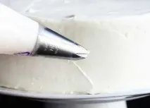 Як зробити чудовий торт з троянд торта
