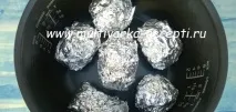 Картопля у фользі в мультиварці (картопля Хассельбек) мультиварці