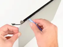 Як замінити дисплей Retina ноутбука Apple MacBook Pro - Блогофоліо Романа Паулова замінити