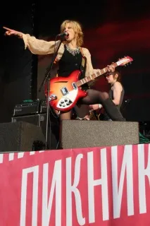 кортни феновете