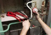 Хто встановлює лічильники на воду у квартирі квартирі